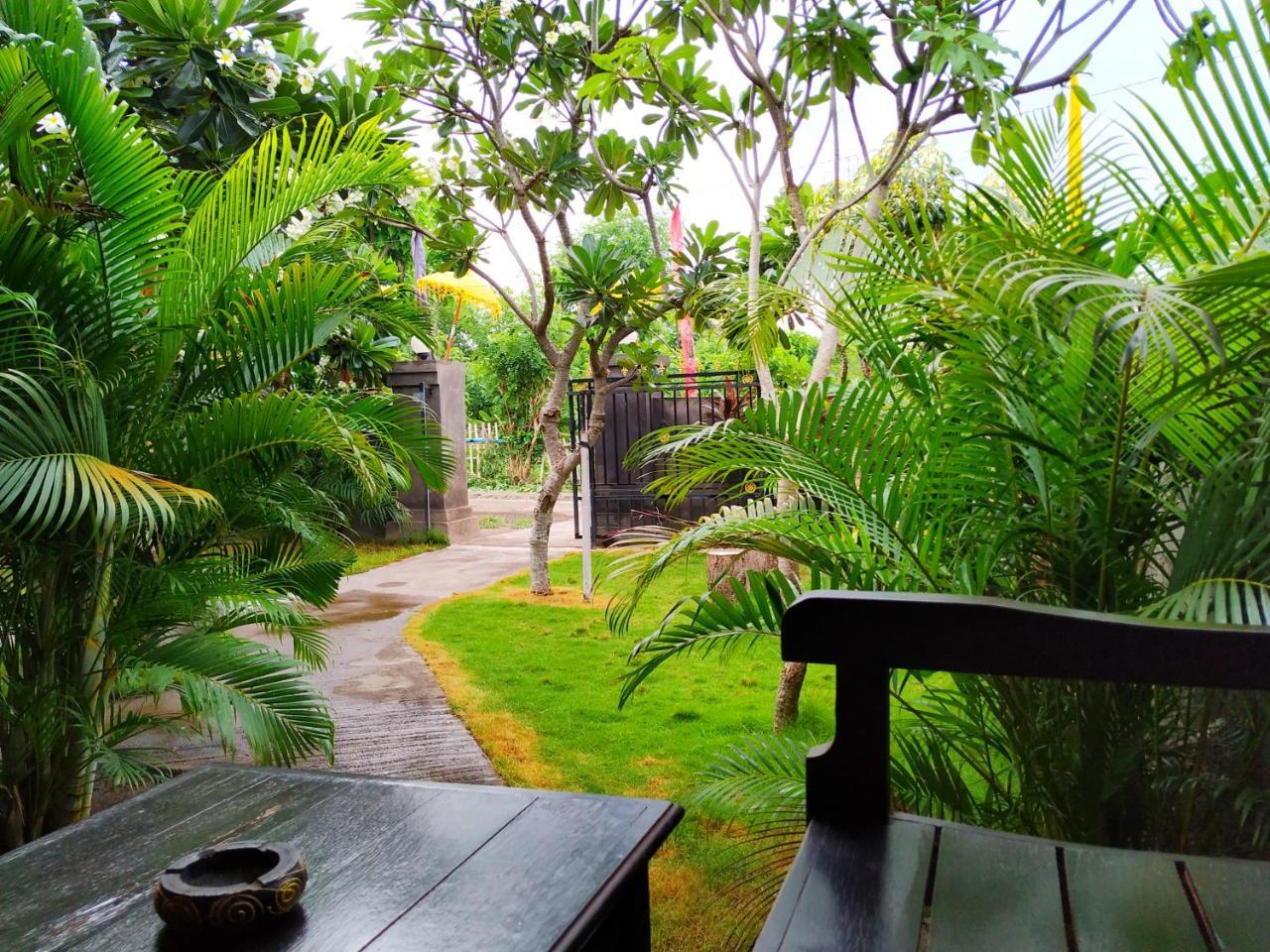 Angga Guest House Pemuteran Exteriör bild